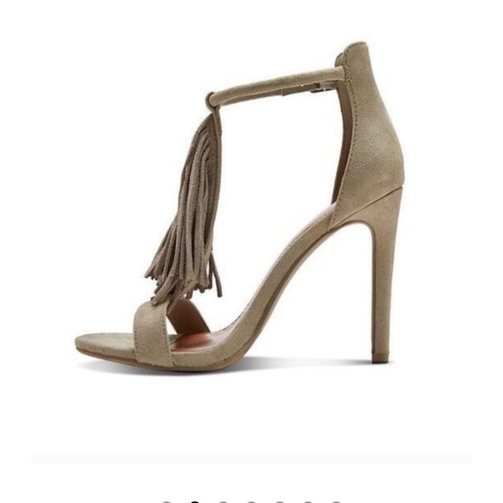 Missimo nude fringe heels